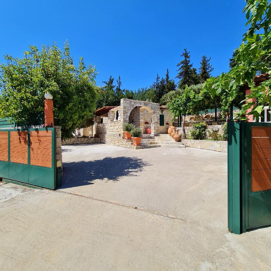 Nikolas Villa Gavalochori